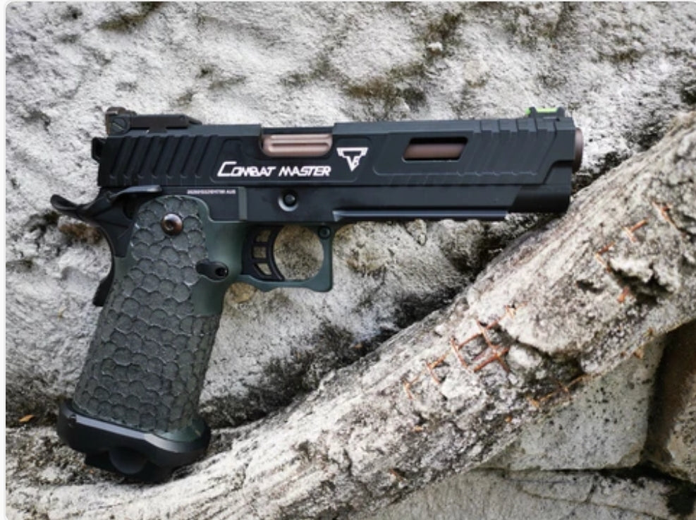 GOLDEN EAGLE  - John Wick Collectors Box - Combat Master